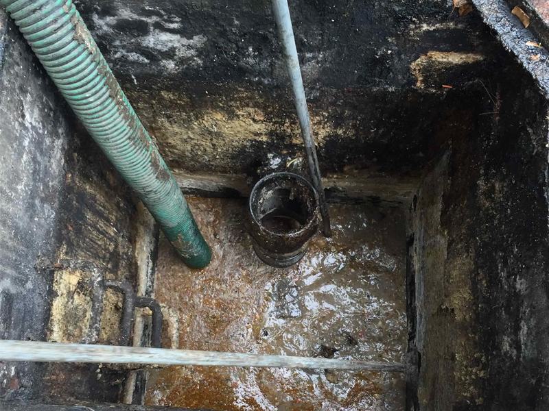 紫竹林隔油池清理